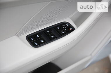 Ліфтбек Porsche Panamera 2016 в 