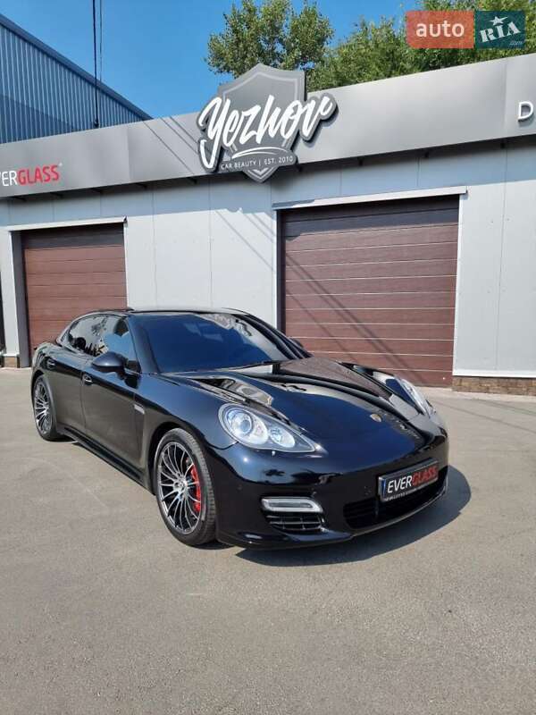 Porsche Panamera 2010
