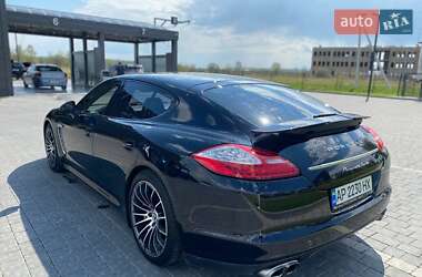 Седан Porsche Panamera 2010 в Дніпрі