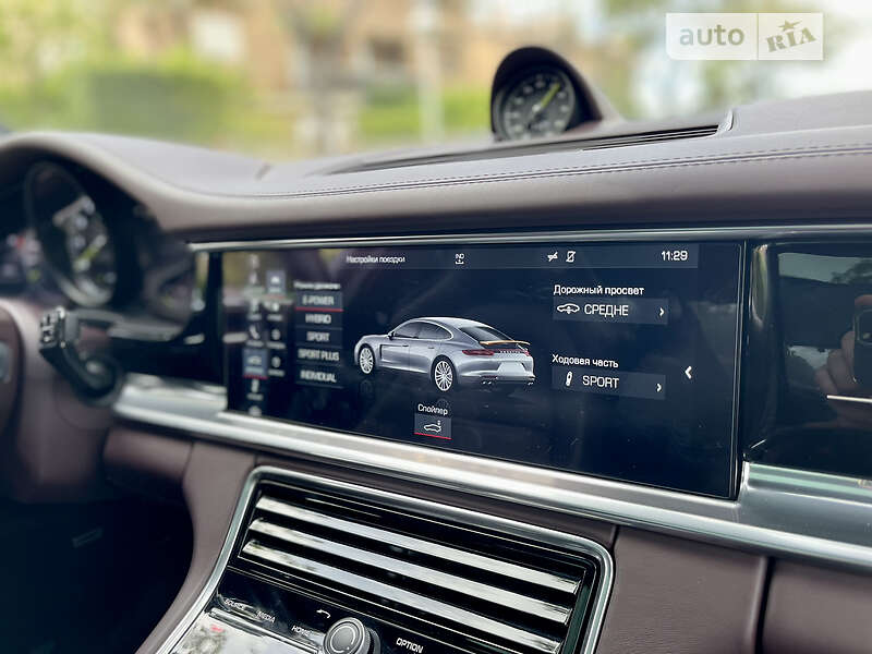 Лифтбек Porsche Panamera 2020 в Киеве