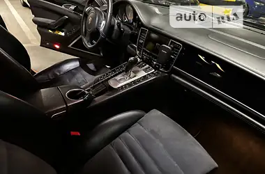Porsche Panamera 2012