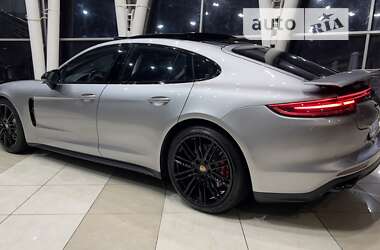 Фастбек Porsche Panamera 2019 в 