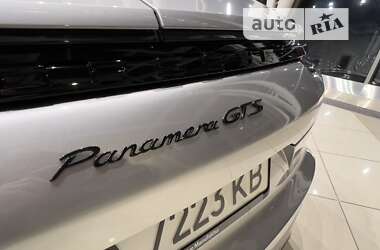 Фастбек Porsche Panamera 2019 в 
