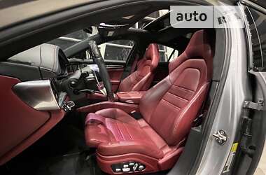 Фастбек Porsche Panamera 2019 в 