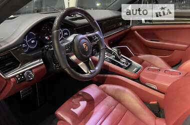 Фастбек Porsche Panamera 2019 в 