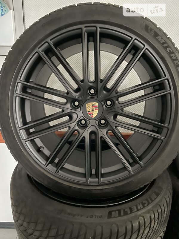 Фастбэк Porsche Panamera 2012 в Кременчуге