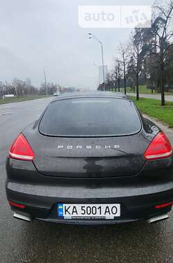 Фастбэк Porsche Panamera 2013 в Киеве