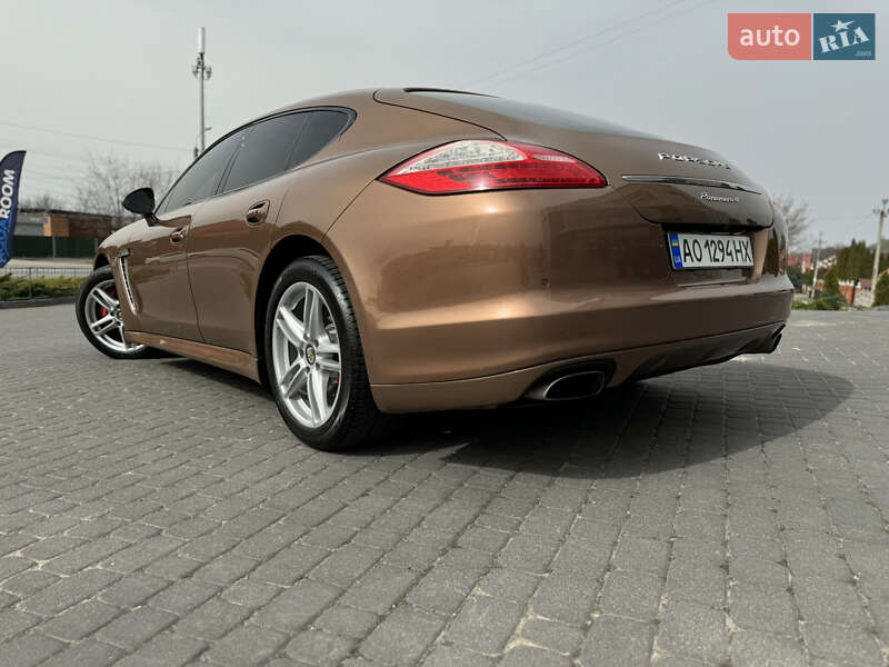 Фастбек Porsche Panamera 2011 в Хмельницькому фото 8 Фастбек Porsche Panamera 2011 в Хмельницькому