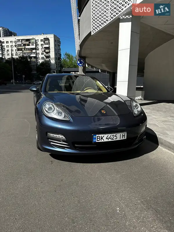 Porsche Panamera