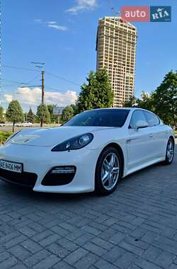 Фастбэк Porsche Panamera 2012 в Киеве