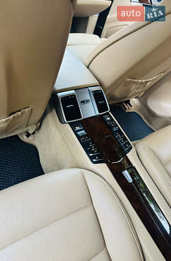 Фастбэк Porsche Panamera 2013 в 