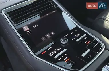 Porsche Panamera 2018