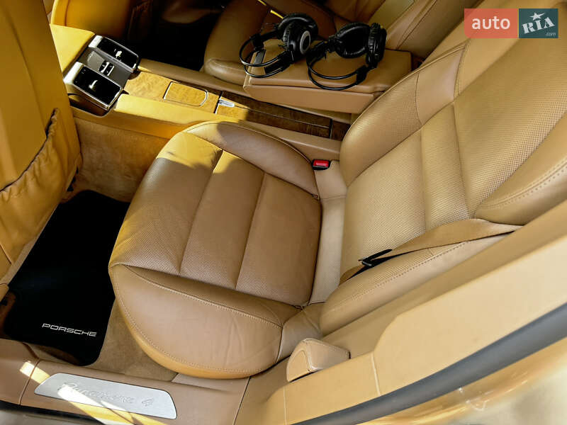 Фастбек Porsche Panamera 2012 в Одесі фото 21 Фастбек Porsche Panamera 2012 в Одесі