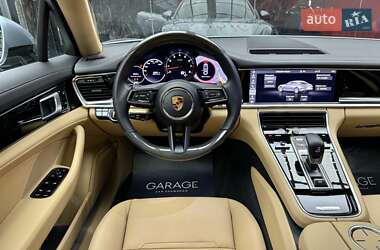 Фастбэк Porsche Panamera 2021 в 