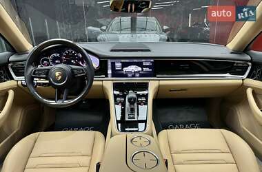 Фастбэк Porsche Panamera 2021 в 
