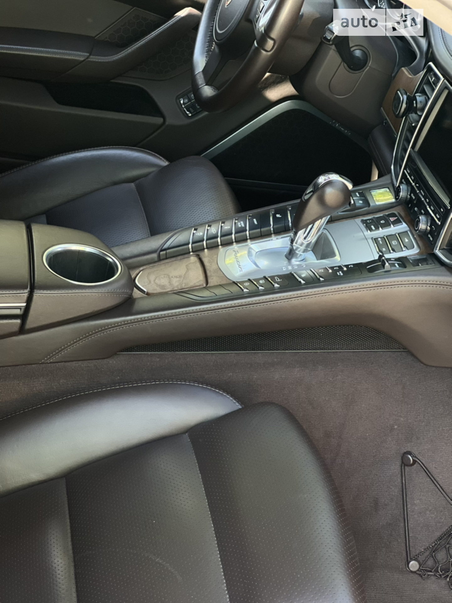 2011 Porsche Panamera - мініатюра 10