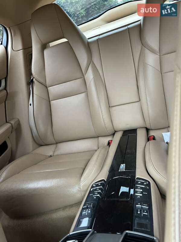 Фастбэк Porsche Panamera 2013 в Ирпене