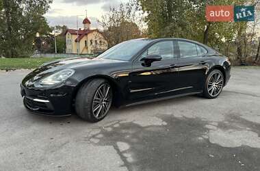 Фастбэк Porsche Panamera 2020 в Киеве