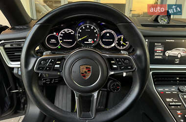 Фастбэк Porsche Panamera 2017 в 