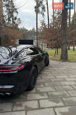 Фастбек Porsche Panamera 2016 в Василькові