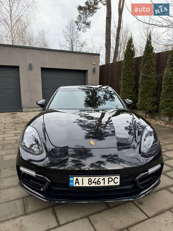Фастбек Porsche Panamera 2016 в Василькові