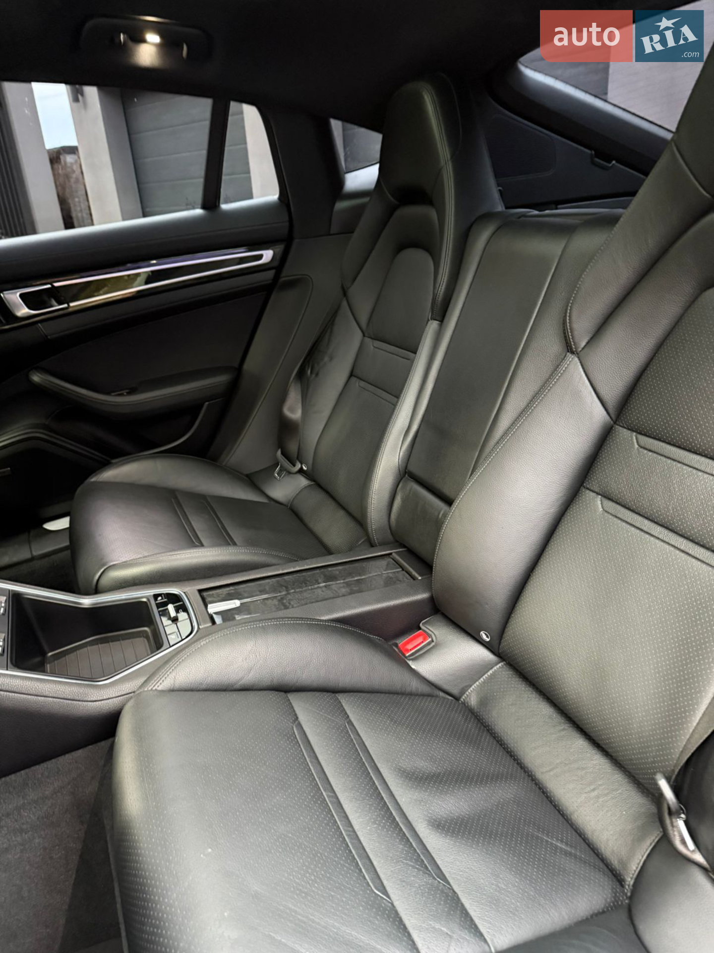 2016 Porsche Panamera - мініатюра 15