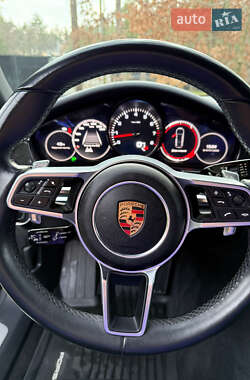Фастбэк Porsche Panamera 2016 в 