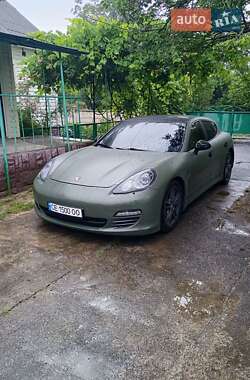 Фастбек Porsche Panamera 2011 в Кривому Розі