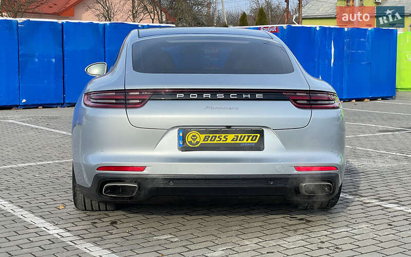 Фастбэк Porsche Panamera 2017 в Коломые