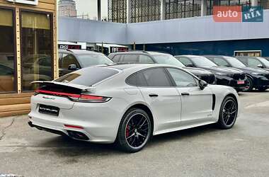 Фастбэк Porsche Panamera 2022 в Киеве