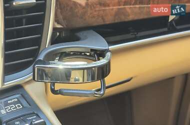 Фастбэк Porsche Panamera 2012 в 
