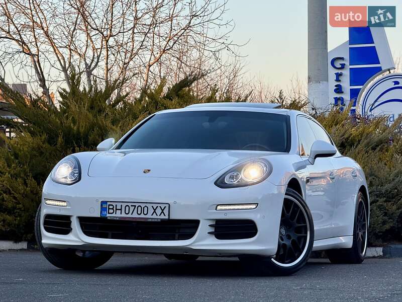 Фастбэк Porsche Panamera 2013 в Одессе фото 4 Фастбэк Porsche Panamera 2013 в Одессе