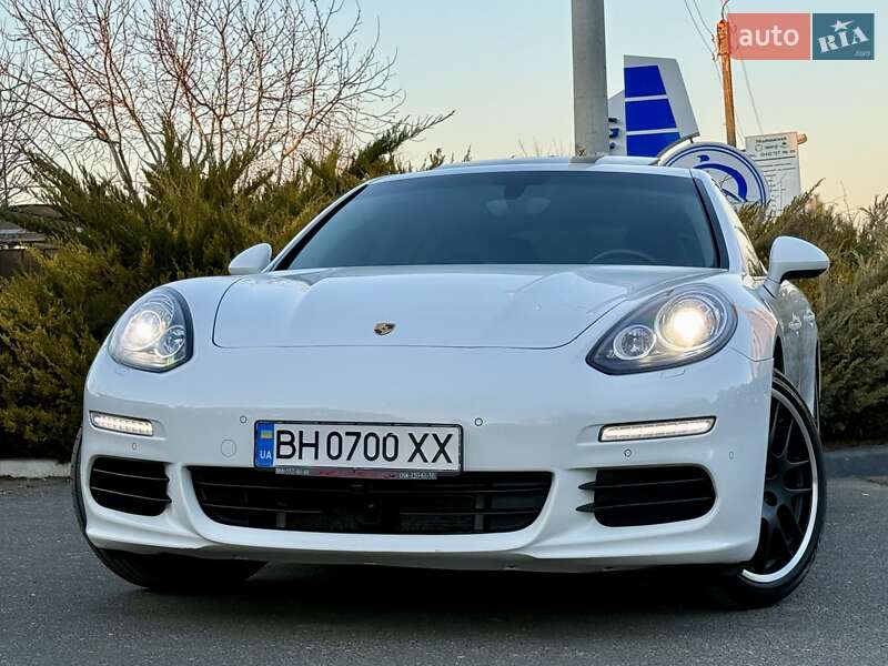 Фастбэк Porsche Panamera 2013 в Одессе фото 8 Фастбэк Porsche Panamera 2013 в Одессе