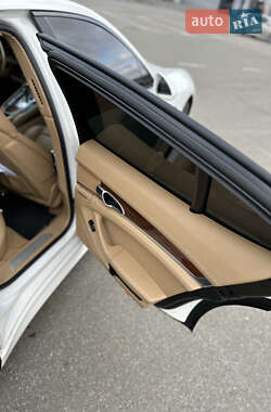 Фастбэк Porsche Panamera 2010 в 