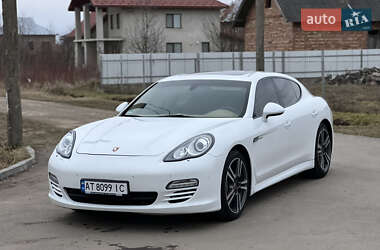 Фастбек Porsche Panamera 2012 в 