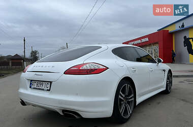 Фастбек Porsche Panamera 2012 в 