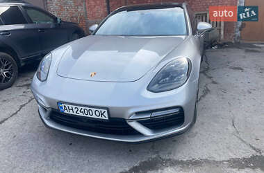 Фастбек Porsche Panamera 2017 в 