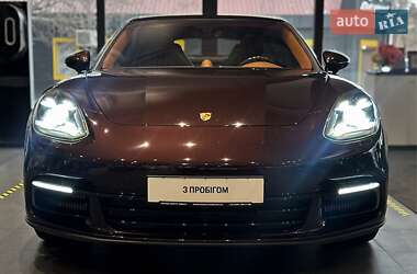 Фастбэк Porsche Panamera 2019 в 