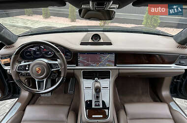 Фастбэк Porsche Panamera 2017 в 