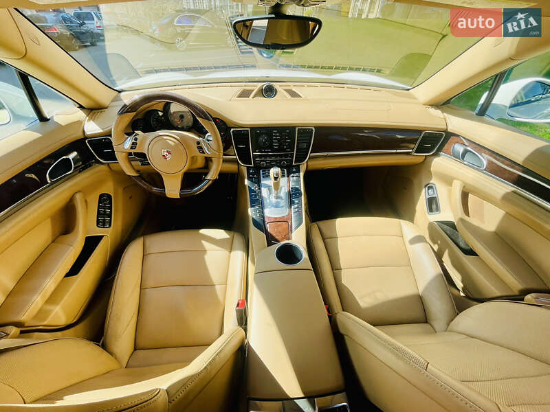 Porsche Panamera 2010