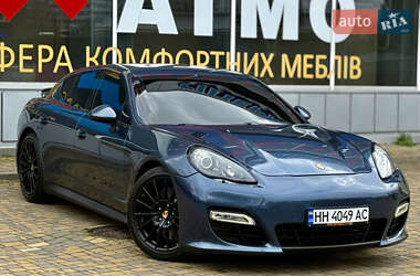 Фастбэк Porsche Panamera 2012 в Одессе