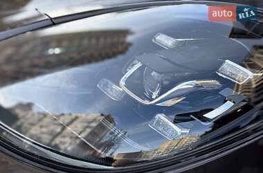 Фастбек Porsche Panamera 2018 в 