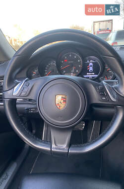 Фастбек Porsche Panamera 2015 в 