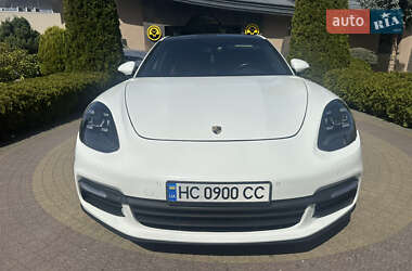 Фастбэк Porsche Panamera 2017 в 