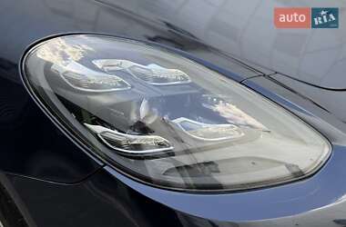 Фастбэк Porsche Panamera 2020 в 