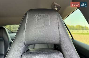 Фастбек Porsche Panamera 2012 в 