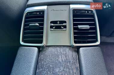 Фастбек Porsche Panamera 2012 в 