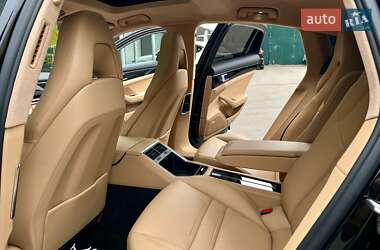 Фастбэк Porsche Panamera 2020 в 