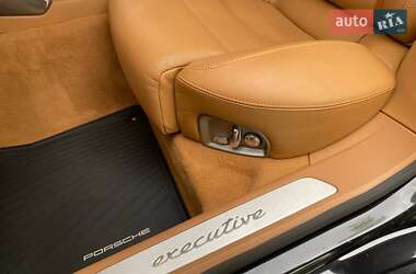 Фастбек Porsche Panamera 2013 в 