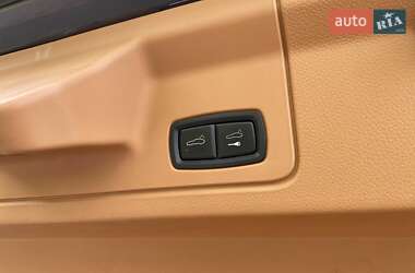 Фастбек Porsche Panamera 2013 в 